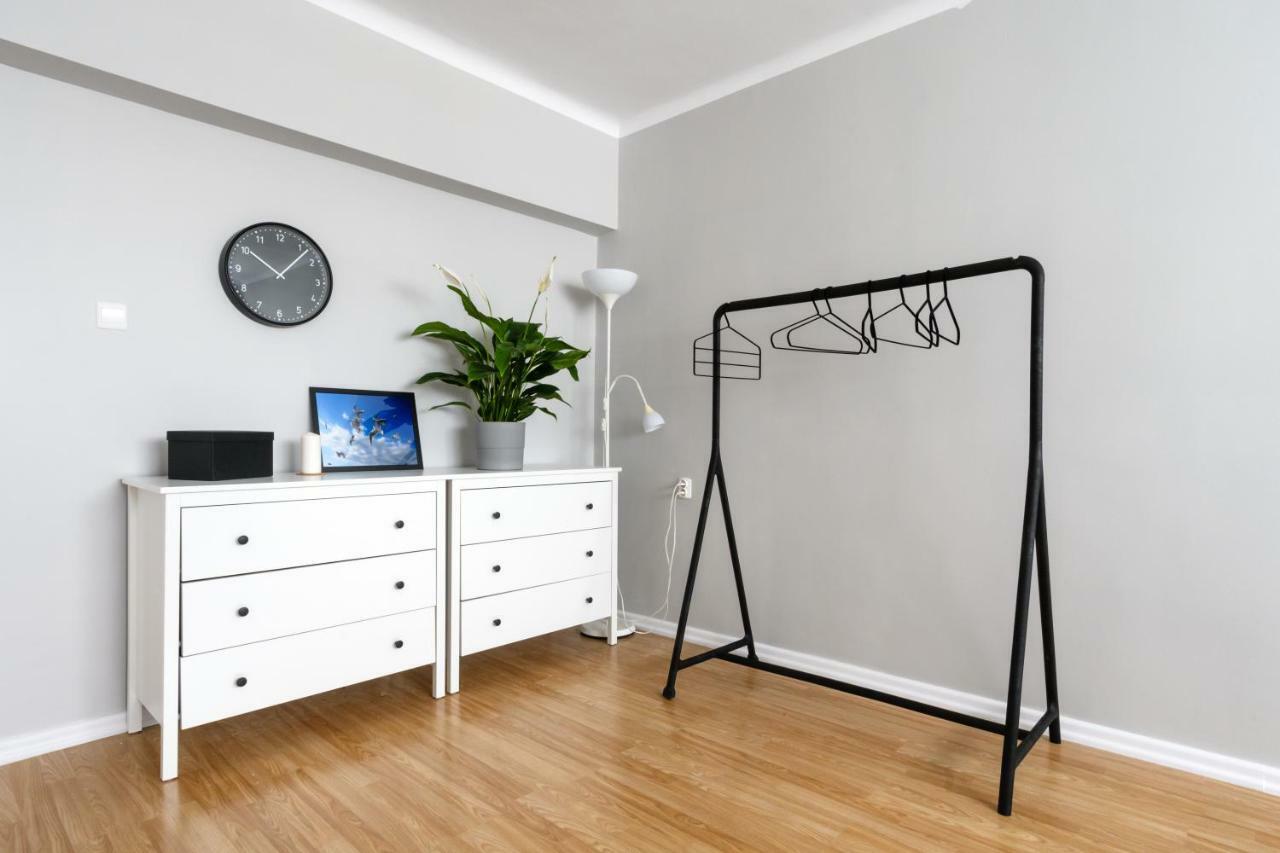 L4 Skyline Appartement Warschau Buitenkant foto
